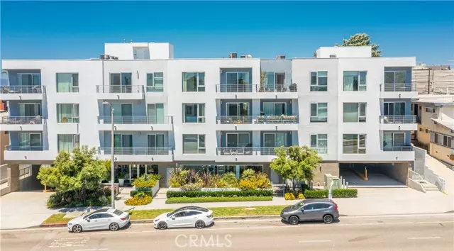 Playa Del Rey (los Angeles), CA 90293,7857 W Manchester Avenue #102