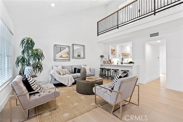 145 Morristown Lane, Costa Mesa, CA 92626