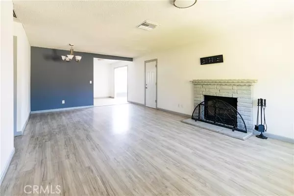 Palmdale, CA 93591,17715 Lakespring Avenue