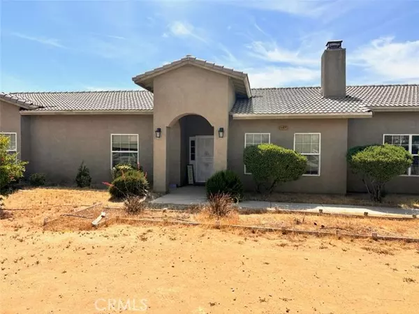 14470 Navajo Road, Apple Valley, CA 92307