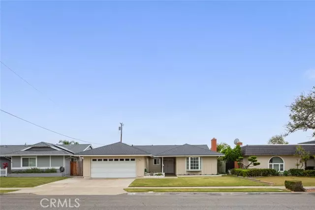 963 Springfield Street, Costa Mesa, CA 92626