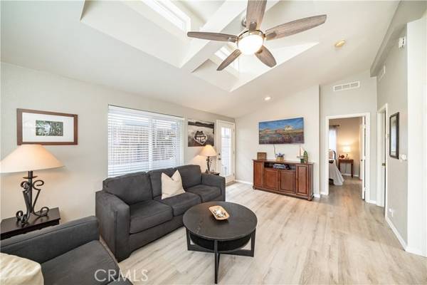 139 Cottonwood Lane, Seal Beach, CA 90740