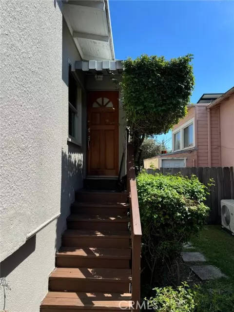 Berkeley, CA 94703,1524 Blake Street