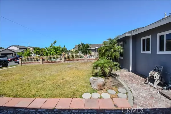 Westminster, CA 92683,8331 Miami Circle