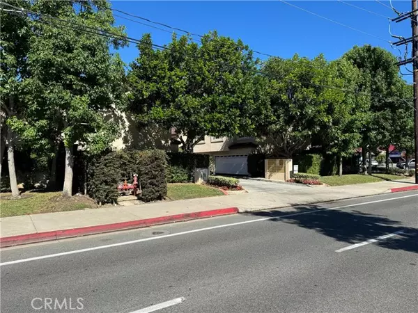 Costa Mesa, CA 92627,2233 Fairview Road #H