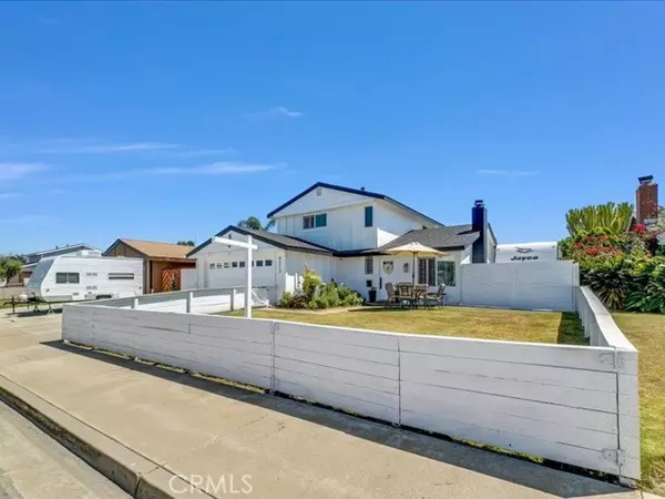 Huntington Beach, CA 92646,9312 Westcliff Drive