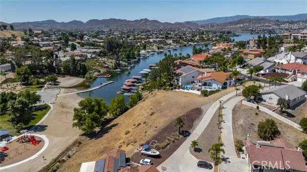 Canyon Lake, CA 92587,22036 San Joaquin Drive W