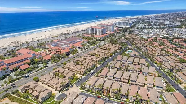 Huntington Beach, CA 92648,21391 Armilla Circle