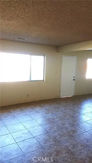 Huntington Beach, CA 92647,8402 Slater Avenue