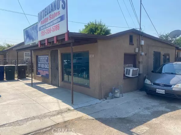 Riverside, CA 92505,11034 Hole Avenue