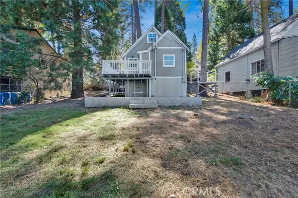 22846 Waters Drive, Crestline, CA 92325