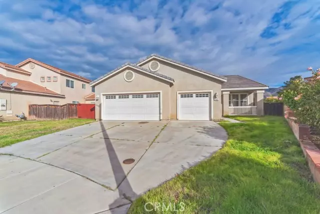 1035 Sykes Drive, San Jacinto, CA 92582