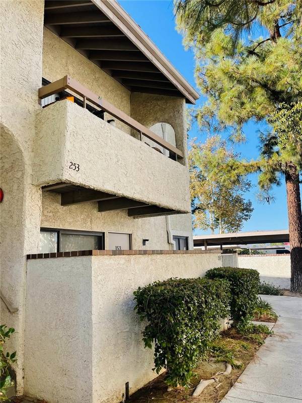 25023 Peachland Avenue #253, Newhall (santa Clarita), CA 91321