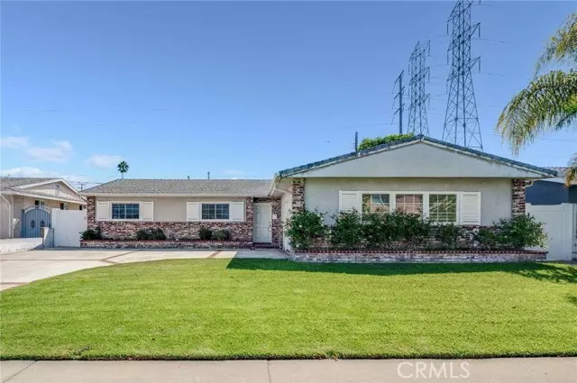 Huntington Beach, CA 92647,16722 Lucia Lane