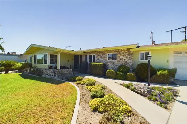 14007 Leahy Ave, Bellflower, CA 90706