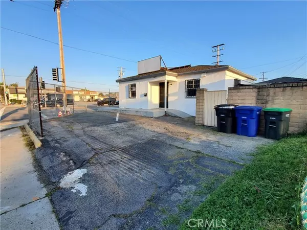 8858 Flower Street, Bellflower, CA 90706