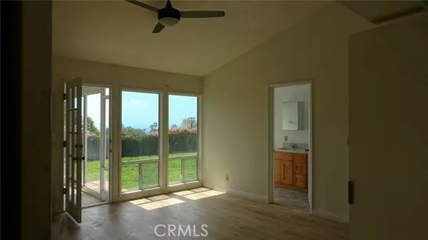 Rancho Palos Verdes, CA 90275,28405 Trailriders Drive