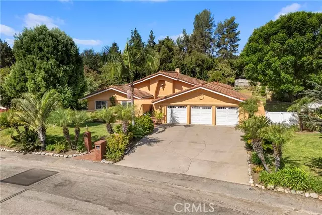 1821 Via Luna Drive, La Habra Heights, CA 90631