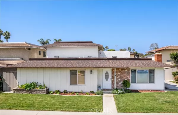 Huntington Beach, CA 92649,16541 Le Grande Lane