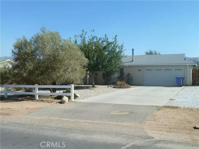 22363 Minnetonka Road, Apple Valley, CA 92308