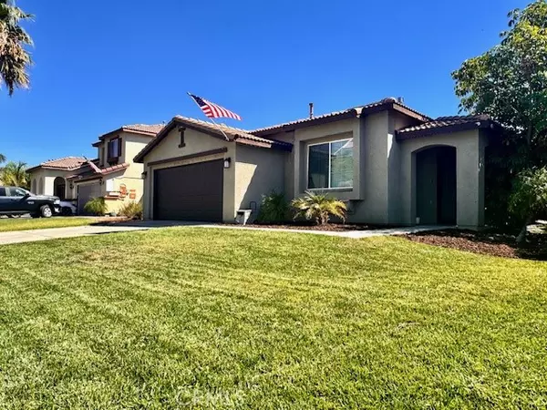 29340 Lake Mist Drive, Lake Elsinore, CA 92530