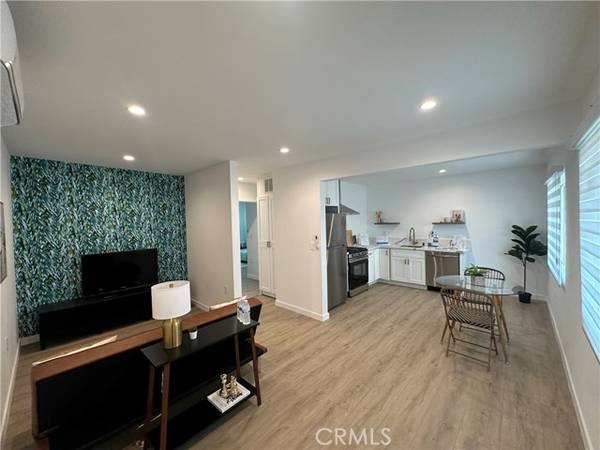 3160 Warwick Avenue #4, Los Angeles, CA 90032