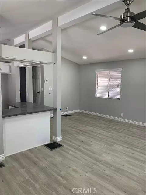 Whittier, CA 90606,10550 Dunlap Crossing Road #48