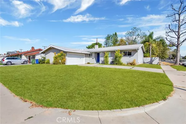 10102 Debra Avenue, Granada Hills (los Angeles), CA 91343