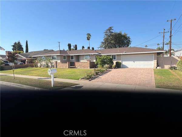 18651 Saugus Avenue, Santa Ana, CA 92705