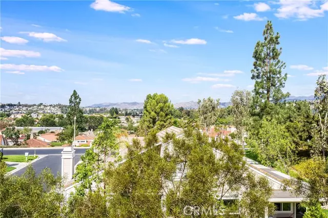 Mission Viejo, CA 92692,23245 Villena