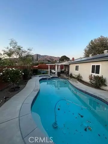 Highland, CA 92346,27888 Rainbow Lane