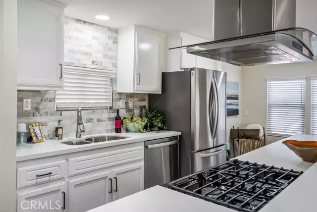 Orange, CA 92868,300 N Rampart Street #174