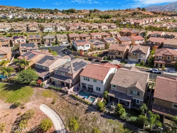 Saugus (santa Clarita), CA 91350,27323 Ardella Place