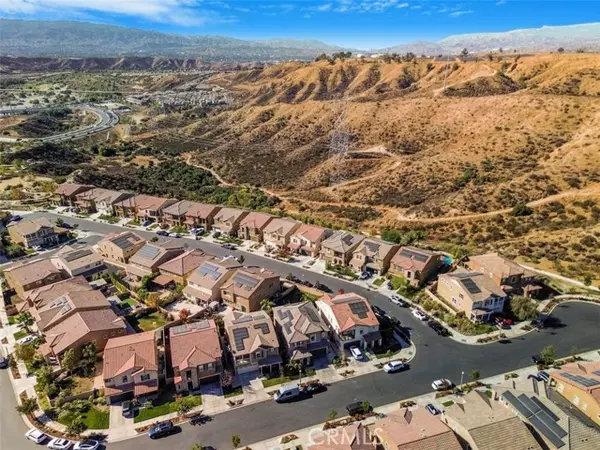 Saugus (santa Clarita), CA 91350,27323 Ardella Place