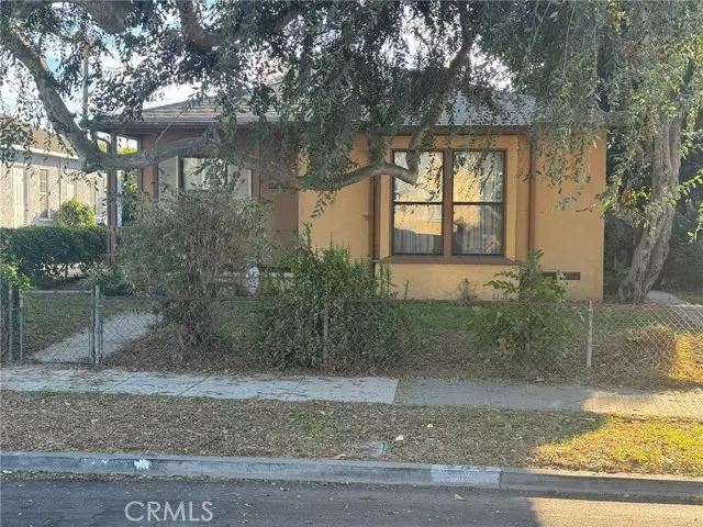 Long Beach, CA 90805,266 E Harcourt Street