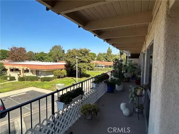 Laguna Woods, CA 92637,3014 Via Buena Vista #A