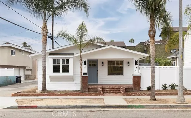 711 Orange Avenue, Huntington Beach, CA 92648