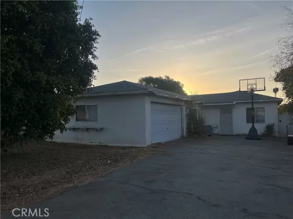 13200 Terra Bella Street, Pacoima (los Angeles), CA 91331