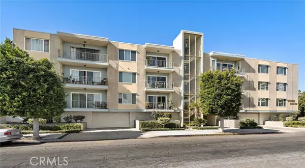 3695 Linden Avenue #9C, Long Beach, CA 90807