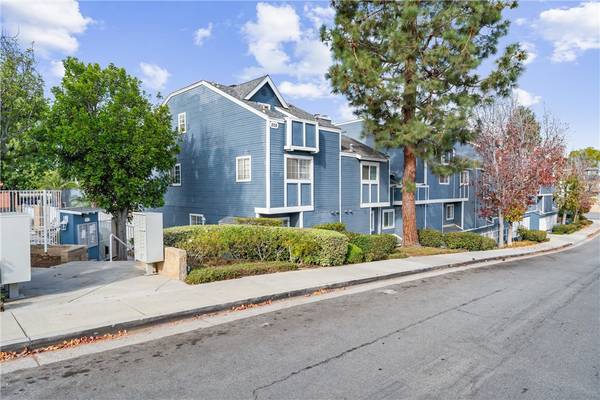 205 S Redwood Avenue #H, Brea, CA 92821