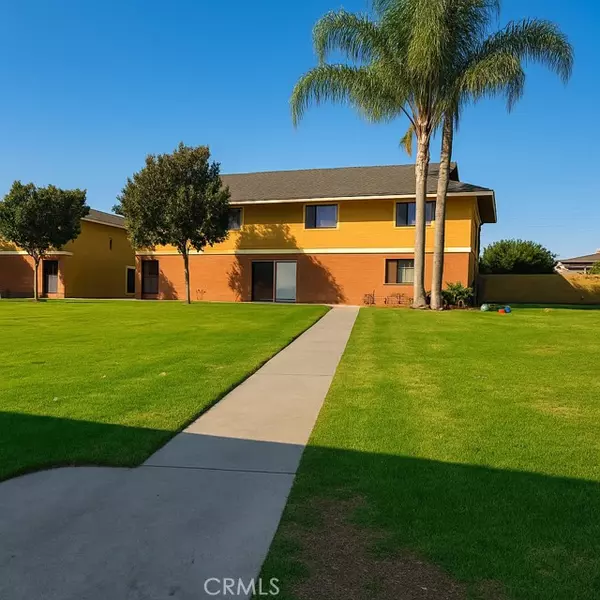 631 S Fairview Street #4F, Santa Ana, CA 92704