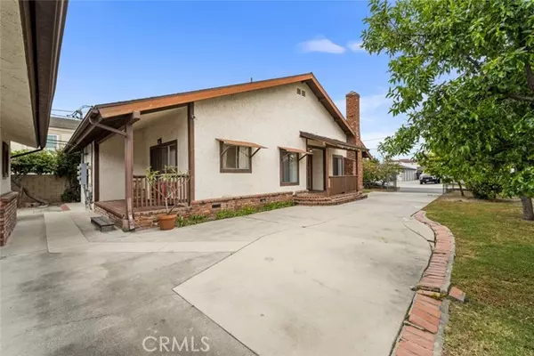 4802 Grace Ave, Cypress, CA 90630