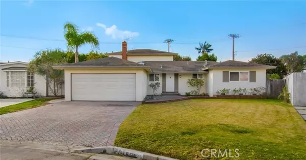 1901 Diana Lane, Newport Beach, CA 92660