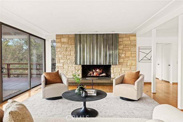 La Canada Flintridge, CA 91011,3845 Hampstead Road