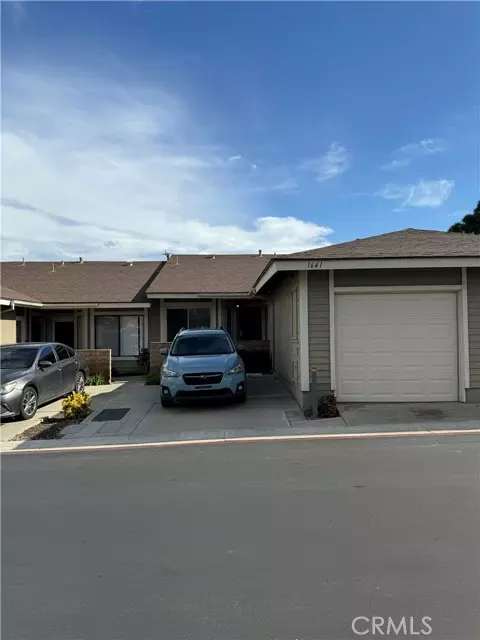 Corona, CA 92879,1641 Persimmon Street