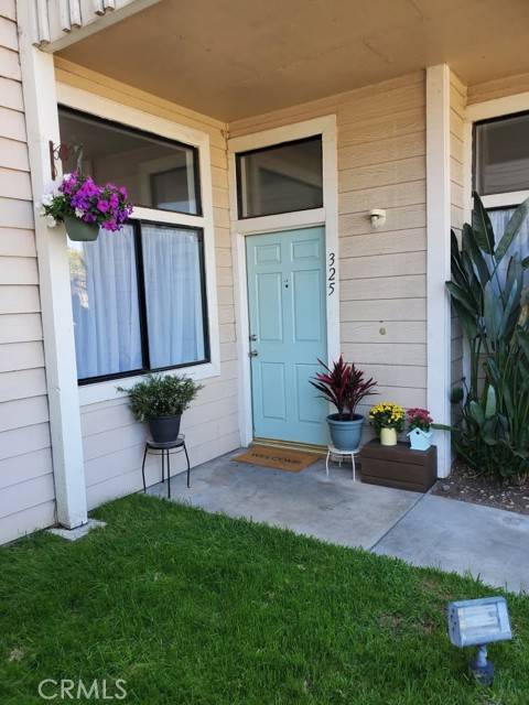 4900 N Grand Avenue #325, Covina, CA 91724