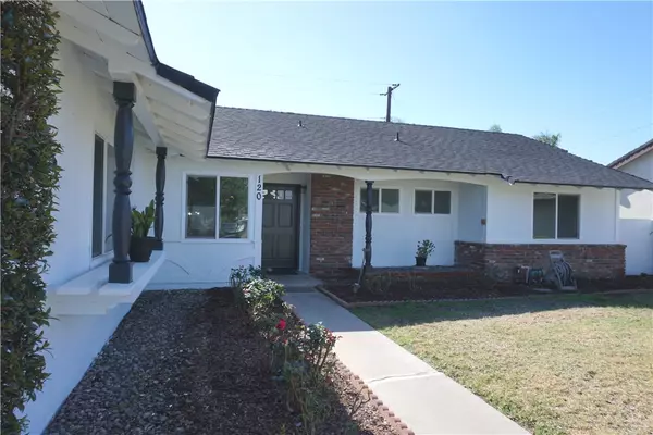 120 E Woodvale Avenue, Orange, CA 92865