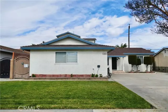 10271 Mast Ave, Westminster, CA 92683