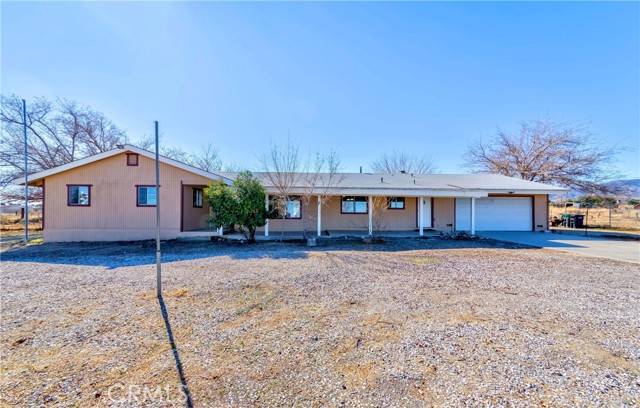 4491 Smoke Tree Road, Phelan, CA 92371