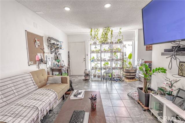 335 Cedar Avenue #410, Long Beach, CA 90802